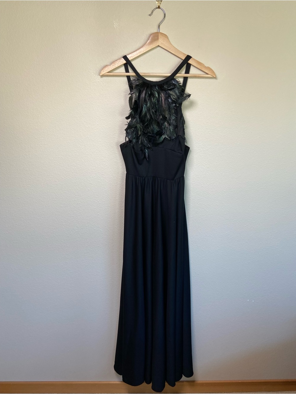 Lilli Diamond Vintage Black Feather Trim Maxi Dress Small